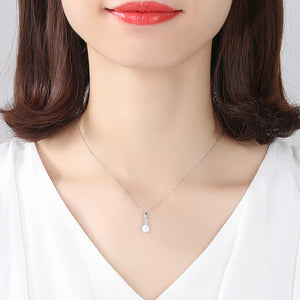 925 Sterling Silver Fashion Simple Round White Imitation Opal Pendant with Cubic Zirconia and Necklace