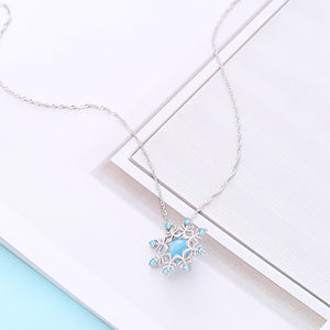 925 Sterling Silver Fashion Simple Snowflake Blue Freshwater Pearl Pendant with Cubic Zircon and Necklace