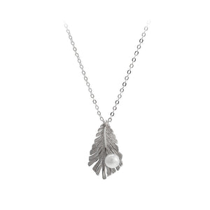 925 Sterling Silver Fashion Elegant Feather White Freshwater Pearl Pendant with Necklace