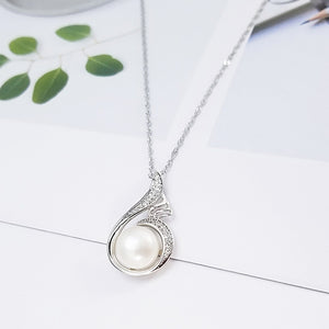 925 Sterling Silver Simple Fashion Geometric Freshwater Pearl Pendant with Cubic Zirconia and Necklace