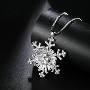 Fashion and Elegant Snowflake Pendant with Cubic Zirconia and Necklace