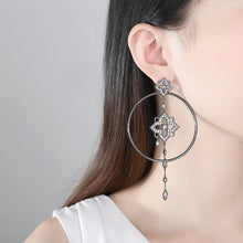 Load image into Gallery viewer, Simple Vintage Plated Black Geometric Circle Pattern Tassel Earrings with Cubic Zirconia