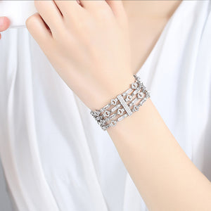 Fashion and Elegant Geometric Texture Bracelet with Cubic Zirconia