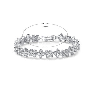 Elegant and Bright Four-leafed Clover Bracelet with Cubic Zirconia 19cm