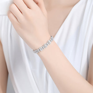 Fashion and Elegant Geometric Bracelet with Cubic Zirconia