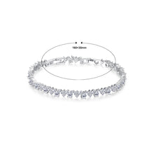 Load image into Gallery viewer, Simple and Creative Geometric V-shaped Bracelet with Cubic Zirconia