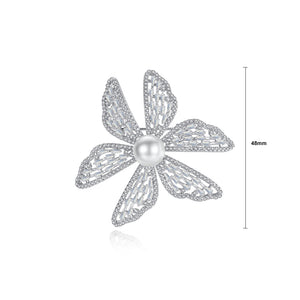 Fashion Simple Flower Imitation Pearl Brooch with Cubic Zirconia