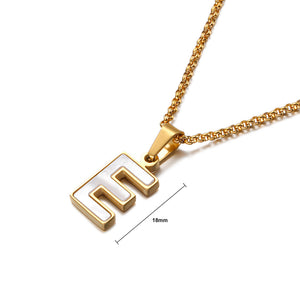 Fashion Temperament Plated Gold English Alphabet E Shell 316L Stainless Steel Pendant with Necklace