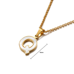 Fashion Temperament Plated Gold English Alphabet Q Shell 316L Stainless Steel Pendant with Necklace