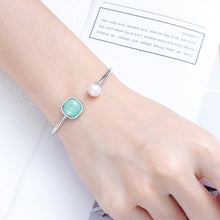 Load image into Gallery viewer, Simple Temperament Geometric Square Green Cubic Zirconia Imitation Pearl 316L Stainless Steel Bangle