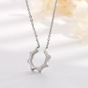 Fashion Creative Geometric 316L Stainless Steel Pendant with Necklace