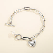 Load image into Gallery viewer, Fashion and Simple Heart-shaped 316L Stainless Steel Bracelet with Imitation Pearls