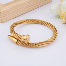 Load image into Gallery viewer, Fashion Personality Plated Gold Geometric Round 316L Stainless Steel Bangle