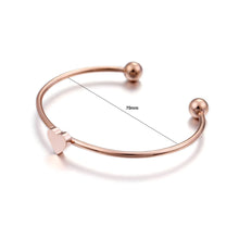 Load image into Gallery viewer, Simple and Fashion Plated Rose Gold Heart-shaped 316L Stainless Steel Bangle