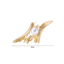 Load image into Gallery viewer, Fashion Simple Plated Gold Irregular Geometric Imitation Pearl Brooch