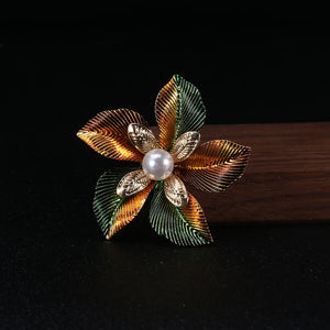Fashion and Elegant Plated Gold Flower Imitation Pearl Brooch