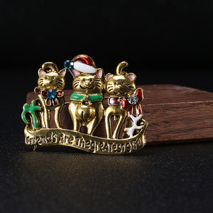 Fashion and Cute Plated Gold Christmas Cat Brooch with Cubic Zirconia