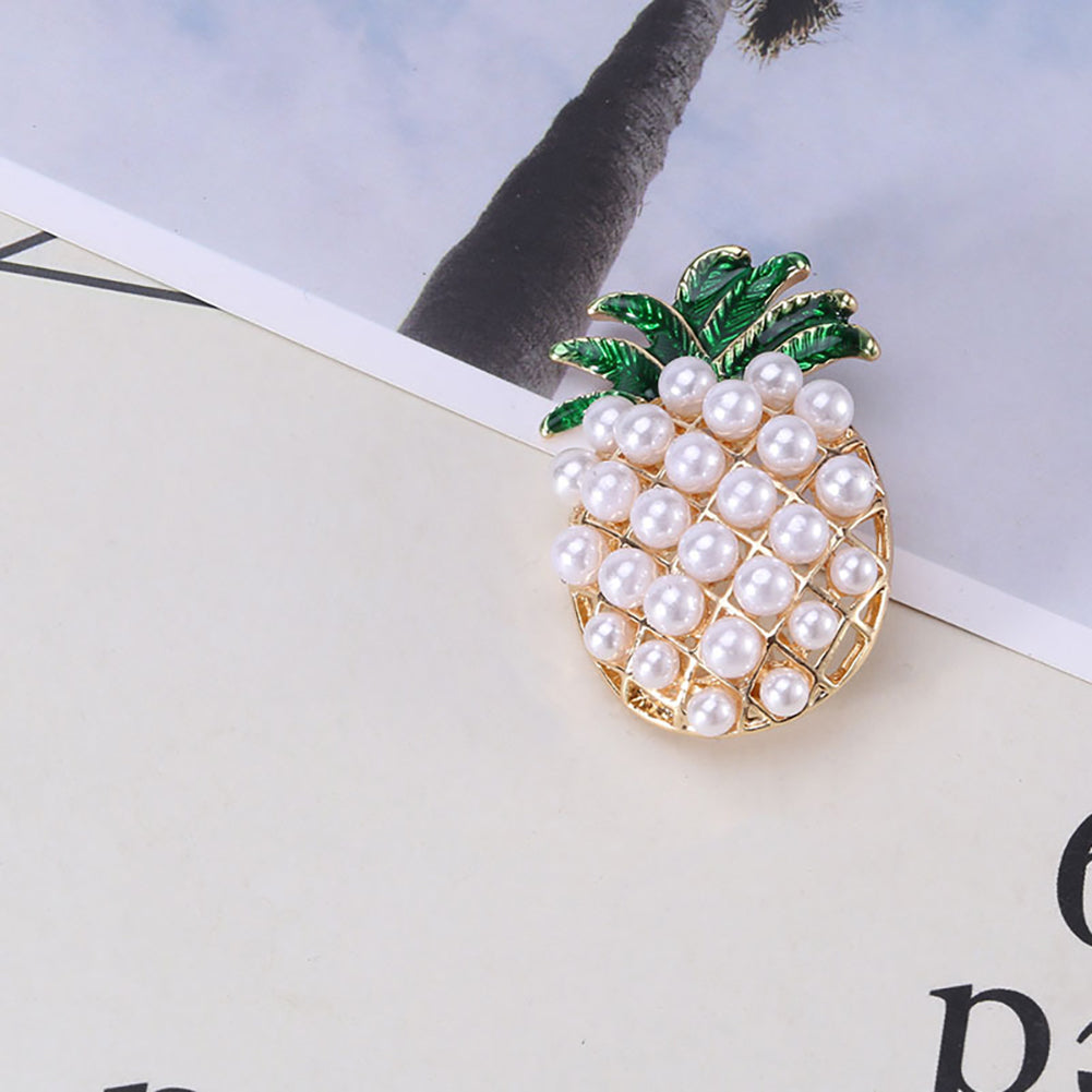 Fashion and Simple Plated Gold Pineapple Brooch with Imitation Pearls –  Glamorousky