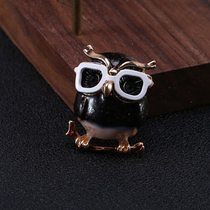 Simple and Cute Plated Gold Owl Brooch with Cubic Zirconia