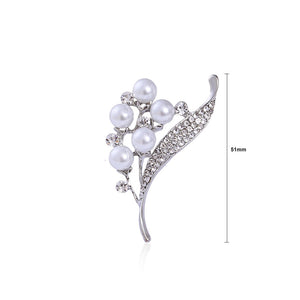 Fashion and Elegant Floral Imitation Pearl Brooch with Cubic Zirconia