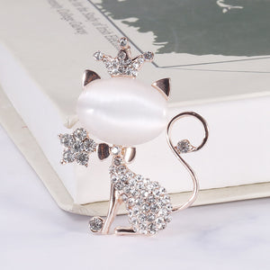 Fashion and Lovely Plated Gold Cat Imitation Opal Brooch with Cubic Zirconia