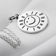 Load image into Gallery viewer, 925 Sterling Silver Fashion Simple Smile Geometric Round Pendant with Necklace