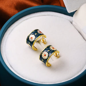 Vintage Elegant Plated Gold Enamel Small Daisy Geometric Round Stud Earrings