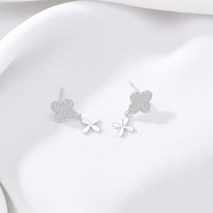 925 Sterling Silver Fashion Simple Four-leafed Clover Stud Earrings with Cubic Zirconia