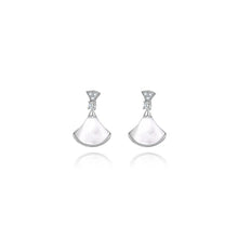 Load image into Gallery viewer, 925 Sterling Silver Simple Temperament Shell Fan-shaped Stud Earrings with Cubic Zirconia