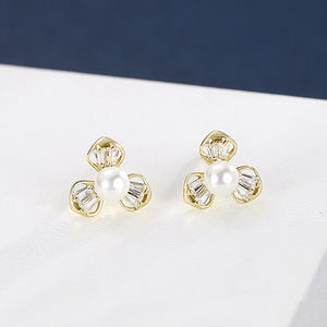 925 Sterling Silver Plated Gold Fashion Simple Flower Imitation Pearl Stud Earrings with Cubic Zirconia