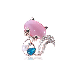 Simple and Fashion Plated Gold Fox Pink Imitation Opal Brooch with Cubic Zirconia