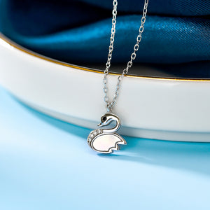 925 Sterling Silver Simple and Elegant Swan Shell Pendant with Cubic Zirconia and Necklace