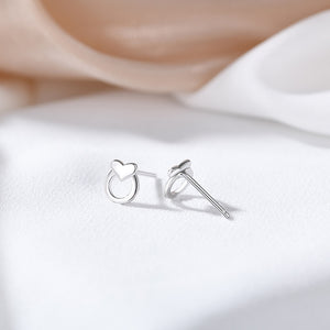 925 Sterling Silver Simple Fashion Heart-shaped Round Stud Earrings