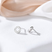 Load image into Gallery viewer, 925 Sterling Silver Simple Personality Coin Geometric Stud Earrings