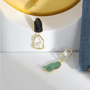 925 Sterling Silver Plated Gold Fashion Creative Asymmetric Geometric Enamel Texture Imitation Pearl Earrings