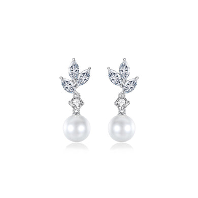 Fashion and Elegant Leaf Imitation Pearl Earrings