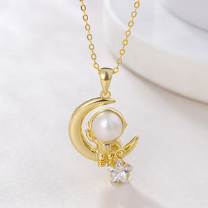 925 Sterling Silver Plated Gold Fashion Creative Moon Star Astronaut Freshwater Pearl Pendant with Cubic Zirconia and Necklace