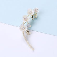 Load image into Gallery viewer, Simple and Fashion Plated Gold Flower Shell Brooch with Cubic Zirconia