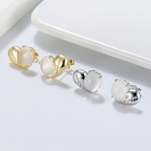 925 Sterling Silver Plated Gold Fashion Romantic Heart Moonstone Stud Earrings