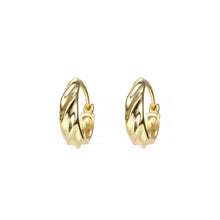 Load image into Gallery viewer, 925 Sterling Silver Plated Gold Simple Personality Geometric Twist Circle Stud Earrings
