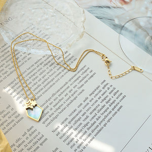 Fashion Temperament Plated Gold 316L Stainless Steel Star Irregular Geometric Pendant with Shell and Necklace