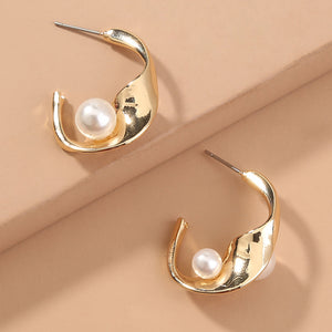Fashion Simple Plated Gold Curved Irregular C-Shape Geometric Stud Earrings with Imitation Pearls