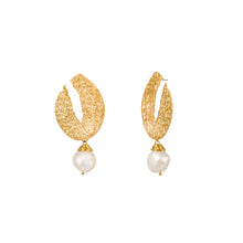 Load image into Gallery viewer, Fashion Simple Plated Gold Irregular Pattern Geometric Earrings with Imitation Pearls