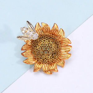 Fashion and Elegant Plated Gold Sunflower Bee Brooch with Cubic Zirconia