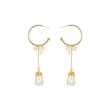 Load image into Gallery viewer, Fashion Temperament Plated Gold C-shaped Tassel Irregular Imitation Pearl Earrings