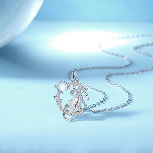 925 Sterling Silver Fashion Simple Moon Cat Moonstone Pendant with Cubic Zirconia and Necklace