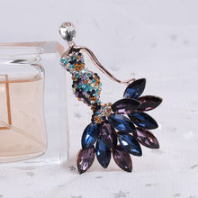 Load image into Gallery viewer, Fashion Brilliant Mermaid Brooch with Purple Cubic Zirconia
