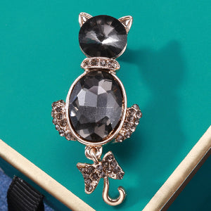 Simple Lovely Plated Gold Cat Brooch with Grey Cubic Zirconia