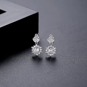 Fashion Simple Flower Earrings with Cubic Zirconia