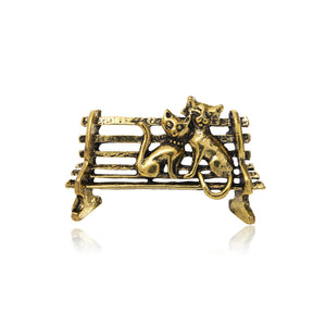 Creative Vintage Plated Gold Cat Bench Brooch